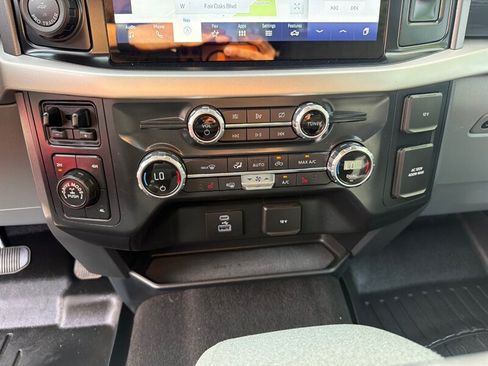 Used 2021 Ford F150 4x4 SuperCrew image 17