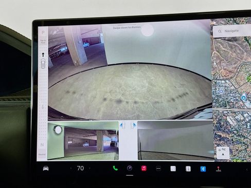 Used 2022 Tesla Model X Plaid image 13