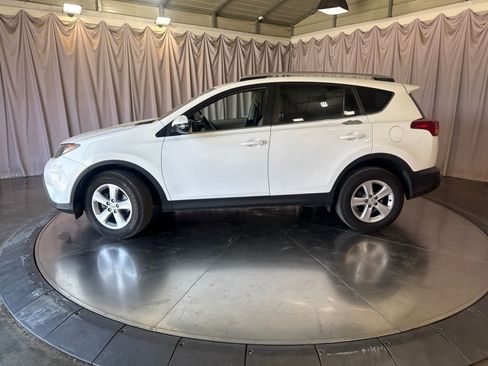 Used 2013 Toyota RAV4 XLE AWD/4WD image 8