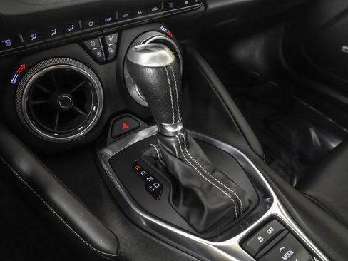Used 2018 Chevrolet Camaro SS image 72