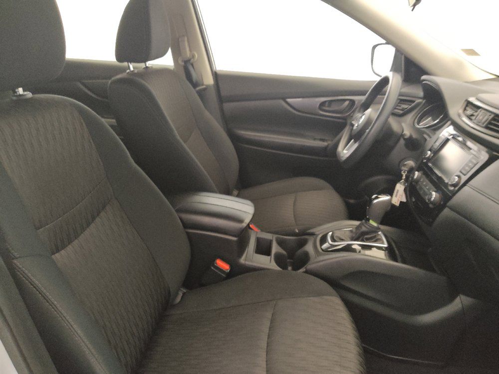 Used 2019 Nissan Rogue S AWD/4WD image 21