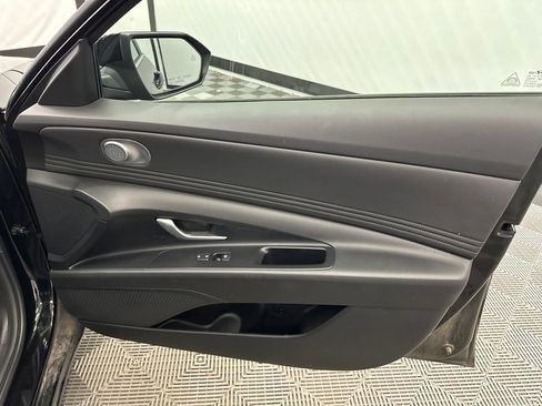 Used 2024 Hyundai Elantra SEL w/ Convenience Package FWD image 14