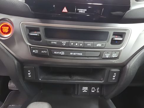 Used 2017 Honda Ridgeline RTL-T image 26