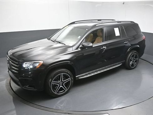 Used 2024 Mercedes-Benz GLS 450 4MATIC image 47