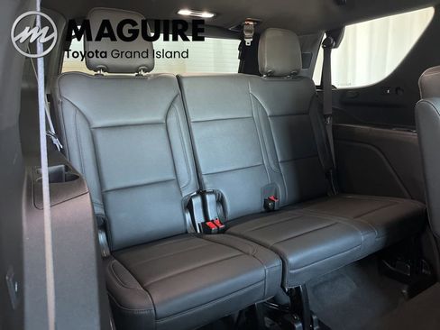 Used 2024 Chevrolet Tahoe Z71 w/ Z71 Off-Road Package AWD/4WD image 35