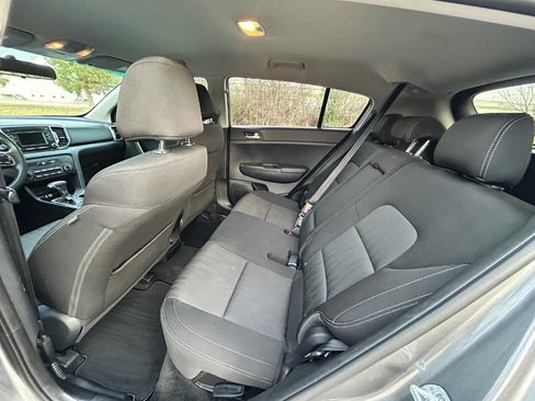 Used 2017 Kia Sportage LX image 13