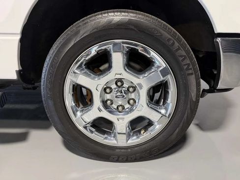 Used 2014 Ford F150 XLT w/ Equipment Group 302A Luxury AWD/4WD image 9