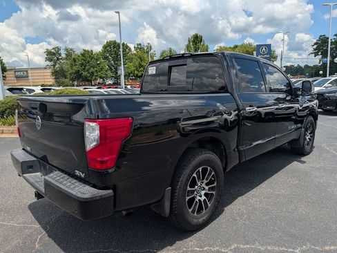 Used 2020 Nissan Titan SV w/ SV Convenience Package RWD image 16