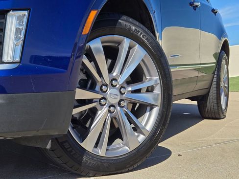 Certified 2023 Cadillac XT5 Premium Luxury image 8