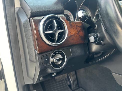 Used 2015 Mercedes-Benz GLK 350 4MATIC image 22