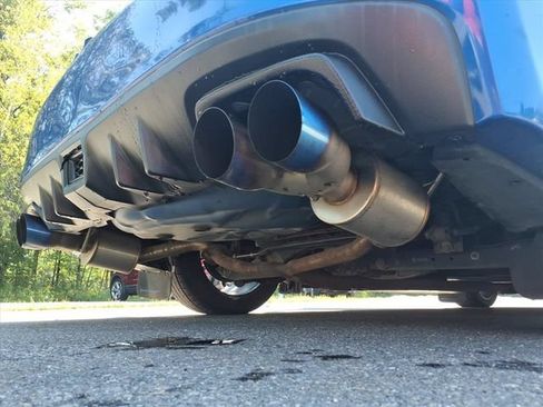 Used 2017 Subaru WRX AWD/4WD image 10