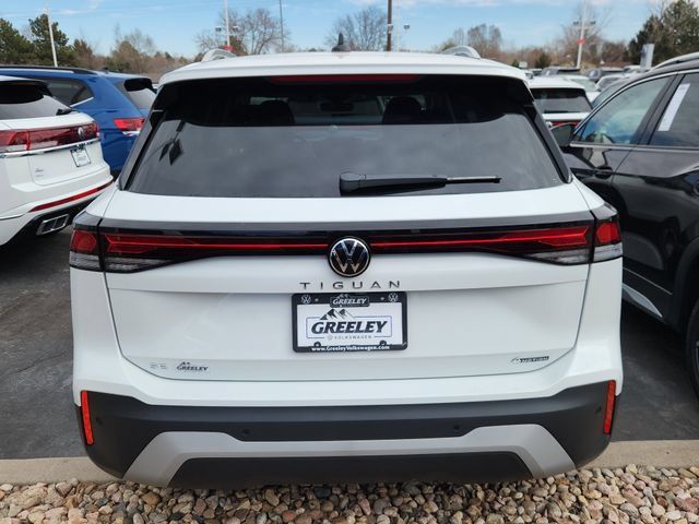 New 2026 Volkswagen Tiguan SE AWD/4WD image 3