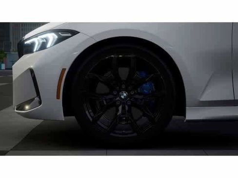Used 2026 BMW 330i Sedan w/ M Sport Package RWD image 7
