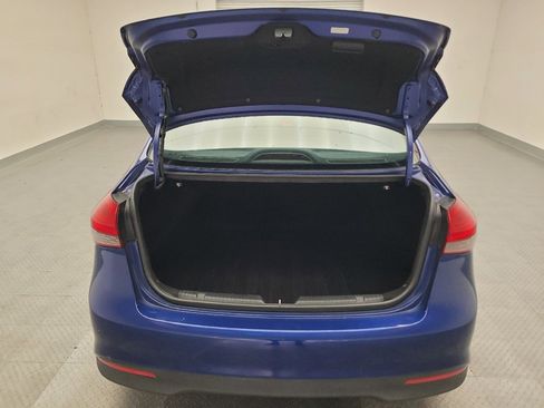 Used 2017 Kia Forte LX FWD image 29