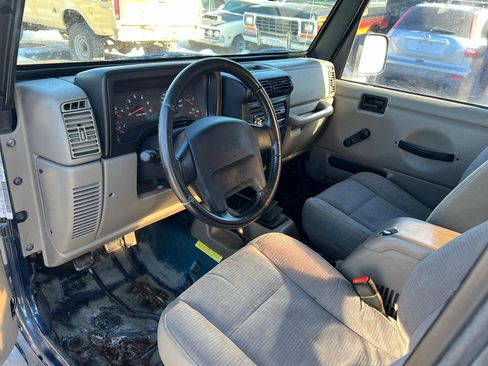 Used 2003 Jeep Wrangler Sport image 12