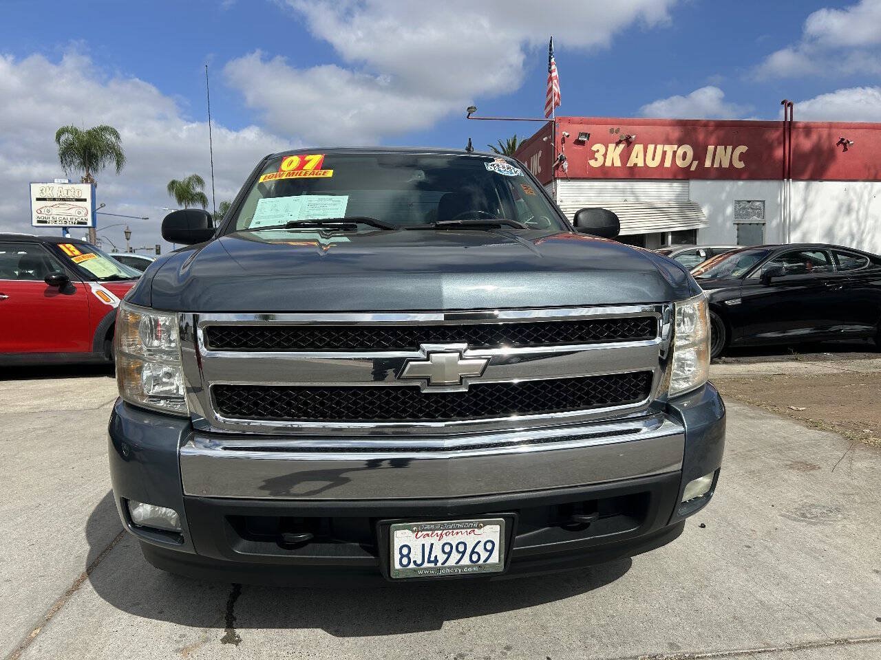 Used 2007 Chevrolet Silverado 1500 LT w/ 1LT Convenience Package RWD image 4