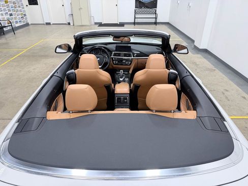 Used 2018 BMW 430i Convertible RWD image 25
