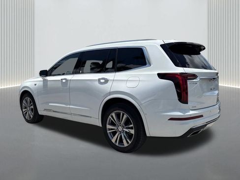 Used 2023 Cadillac XT6 Premium Luxury w/ Technology Package AWD/4WD image 7