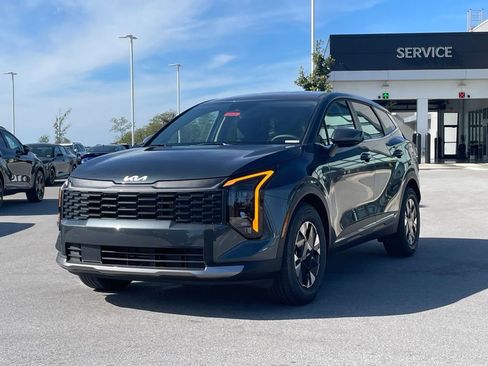 New 2026 Kia Sportage LX FWD image 3
