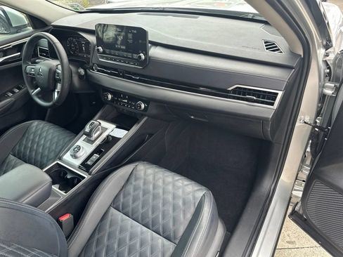 Used 2024 Mitsubishi Outlander SEL FWD image 38