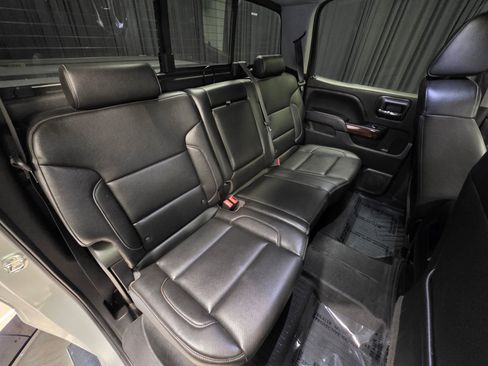 Used 2018 GMC Sierra 1500 SLT AWD/4WD image 42