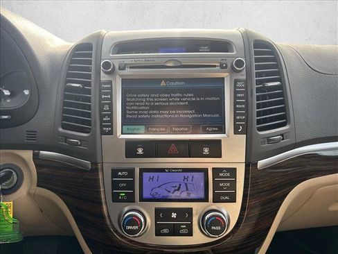 Used 2011 Hyundai Santa Fe Limited w/ Navigation Pkg 4 image 15