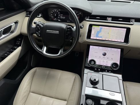 Used 2018 Land Rover Range Rover Velar R-Dynamic SE AWD/4WD image 17