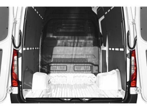 Used 2019 Mercedes-Benz Sprinter 144 Cargo image 11