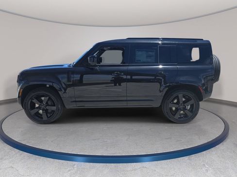 New 2026 Land Rover Defender 110 X-Dynamic SE AWD/4WD image 8