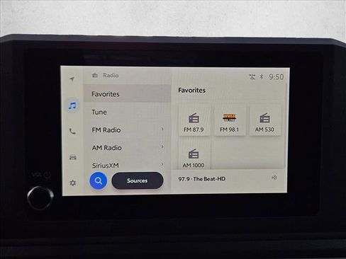 Used 2024 Toyota Tacoma SR image 11