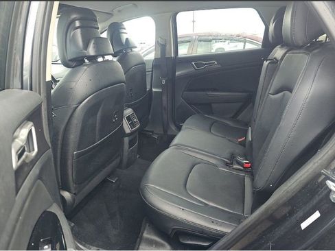 Used 2023 Kia Sportage EX image 12