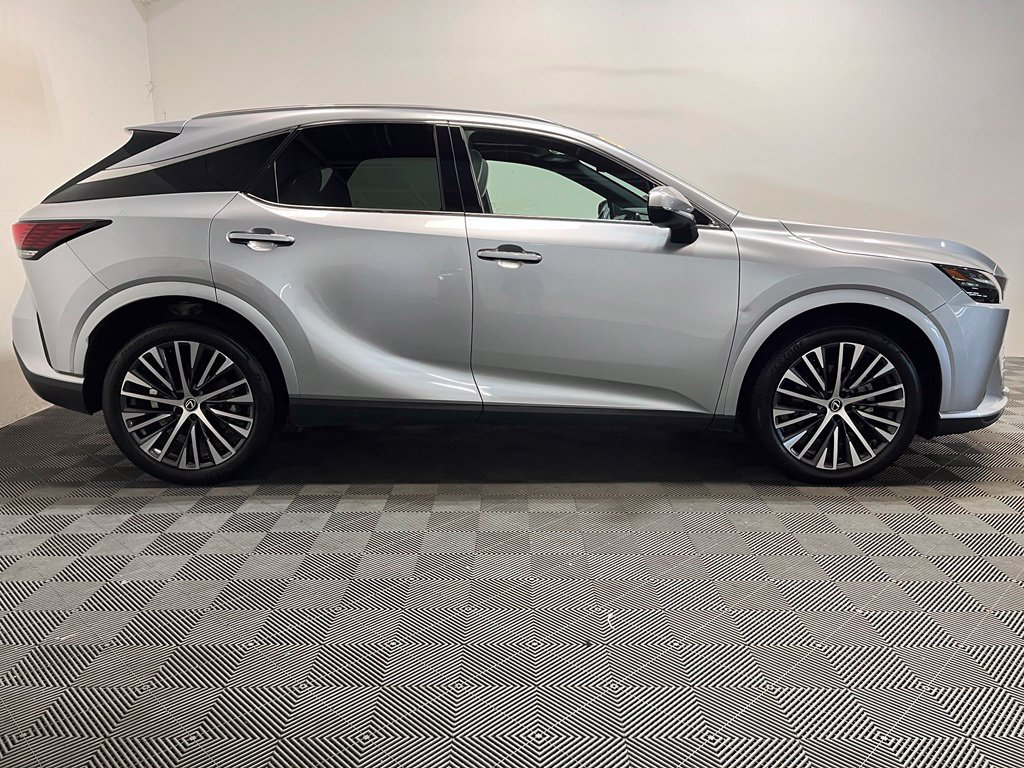 Used 2023 Lexus RX 350 Premium Plus w/ Cold Area Package AWD/4WD image 4