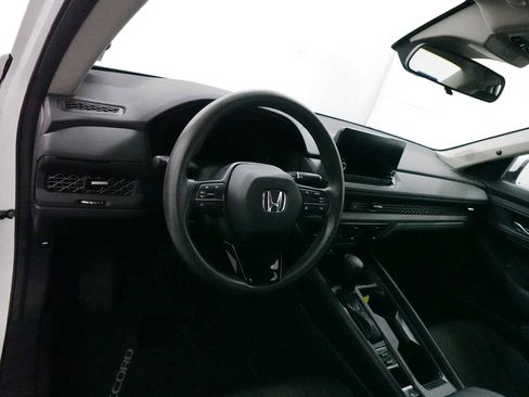 Certified 2023 Honda Accord EX image 15