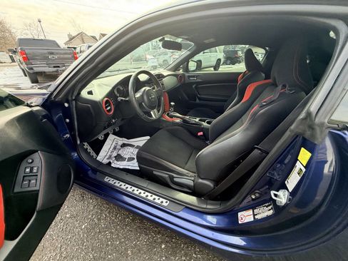 Used 2015 Scion FR-S Base 2dr Coupe 6M image 32