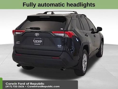 Used 2021 Toyota RAV4 XLE image 8