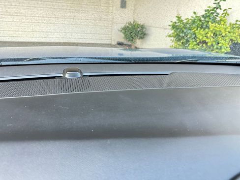 Used 2025 Chevrolet Equinox LT image 18