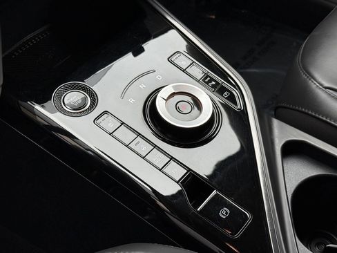 Used 2023 Kia Niro EX w/ EX Cold Weather Package image 11