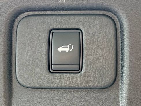 Used 2020 Nissan Murano SL w/ Moonroof Package AWD/4WD image 40