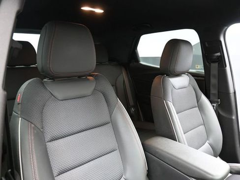 Used 2023 Chevrolet TrailBlazer RS w/ Convenience Package AWD/4WD image 28