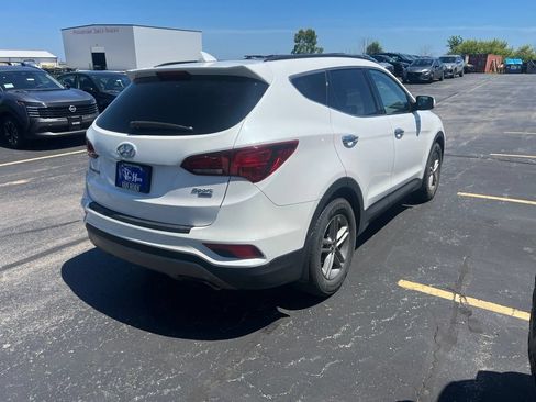 Used 2018 Hyundai Santa Fe Sport w/ 2.4L Tech Package 04 AWD/4WD image 7