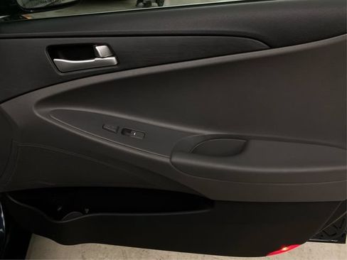 Used 2012 Hyundai Sonata GLS FWD image 24