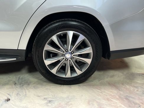 Used 2013 Mercedes-Benz GL 450 4MATIC image 36