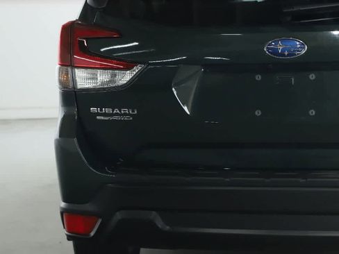 Used 2023 Subaru Forester Premium image 46