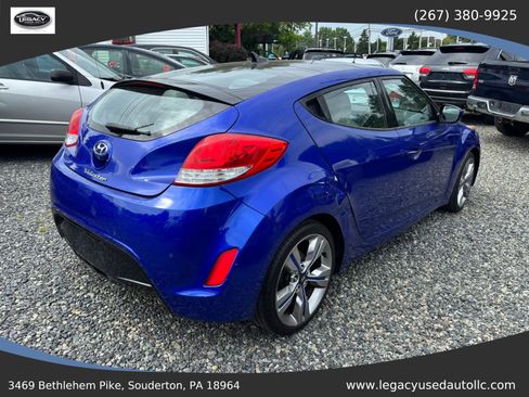 Used 2012 Hyundai Veloster w/ Style Pkg FWD image 9