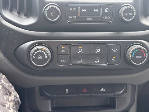 Used 2016 Chevrolet Colorado W/T w/ WT Convenience Package RWD image 11