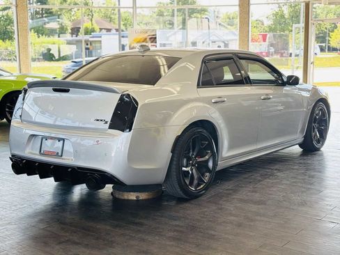 Used 2022 Chrysler 300 S RWD image 6