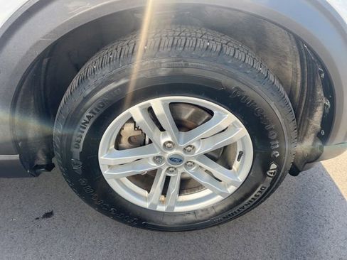 Used 2020 Ford Explorer XLT w/ Equipment Group 202A AWD/4WD image 9