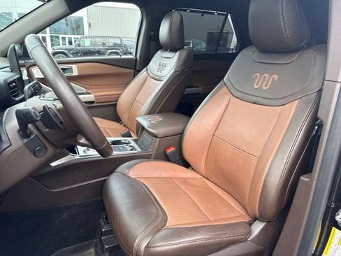 Used 2021 Ford Explorer King Ranch w/ Premium Technology Package AWD/4WD image 15