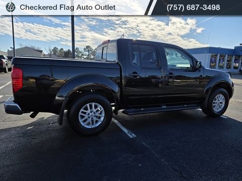 Used 2018 Nissan Frontier SV w/ Value Truck Package image 8