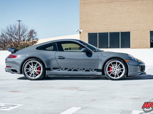 Used 2017 Porsche 911 Carrera image 13